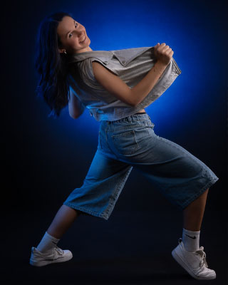 photo de danseuse hip hop studio par Sylvie Jacquelin Photographe La Ciotat Aubagne Marseille
