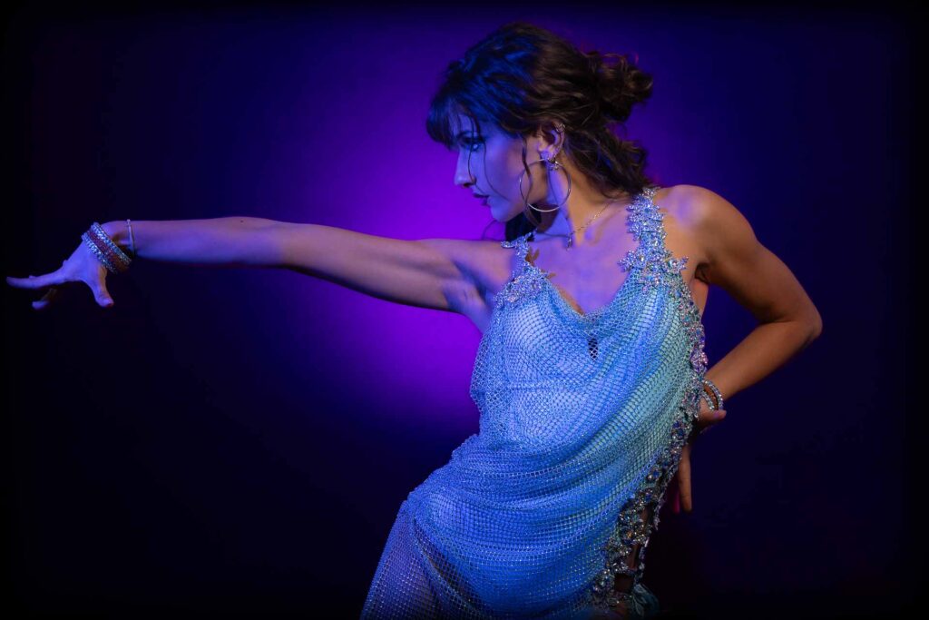 photographe de danse portrait danseuse latine studio danseuse par Sylvie Jacquelin Photographe La Ciotat Aubagne